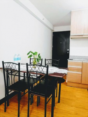 Arrezo Place Davao Vacation House